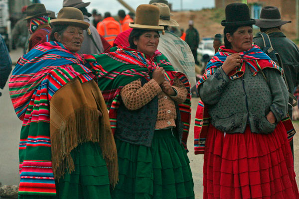 Trajes típicos del mundo, Bolivia