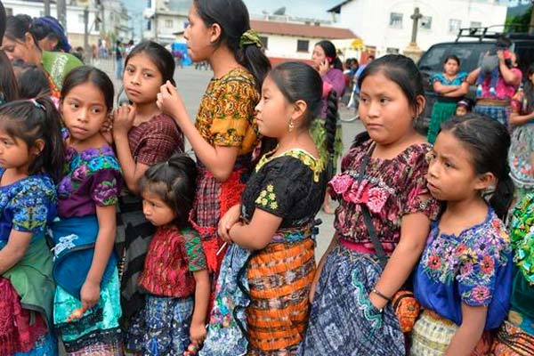 MODA Y VANIDAD TRAJES TIPICOS DEL MUNDO BELICE