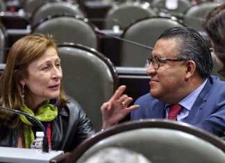 Representantes de Morena se reúnen con activistas mexicanos en EU