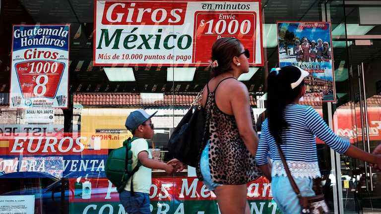 México sigue como receptor número uno de remesas desde EU: Cemla