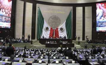 Dan “golpe de Estado” los diputados mexicanos: