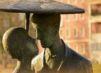 Hoy es el Día Internacional del Beso